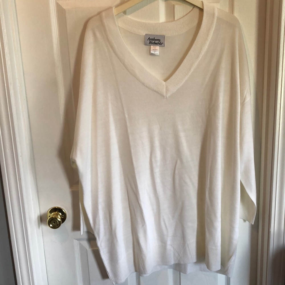 Anthony Richards New without tags hundred percent acrylic oversize sweater 2XL